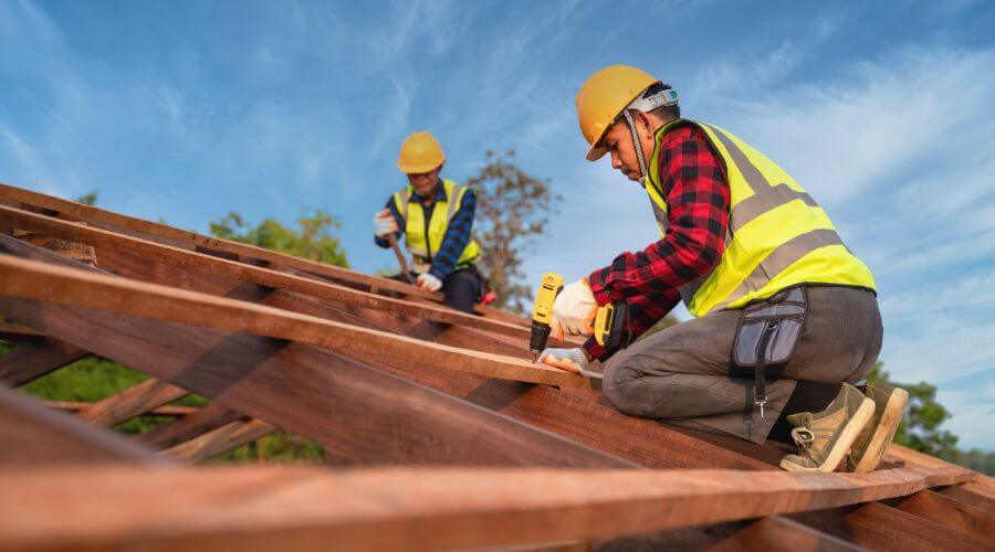 Professional residential roofers in Medanales, NM